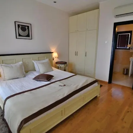 Appartement Apartment's M222 In Thrician Cliffs